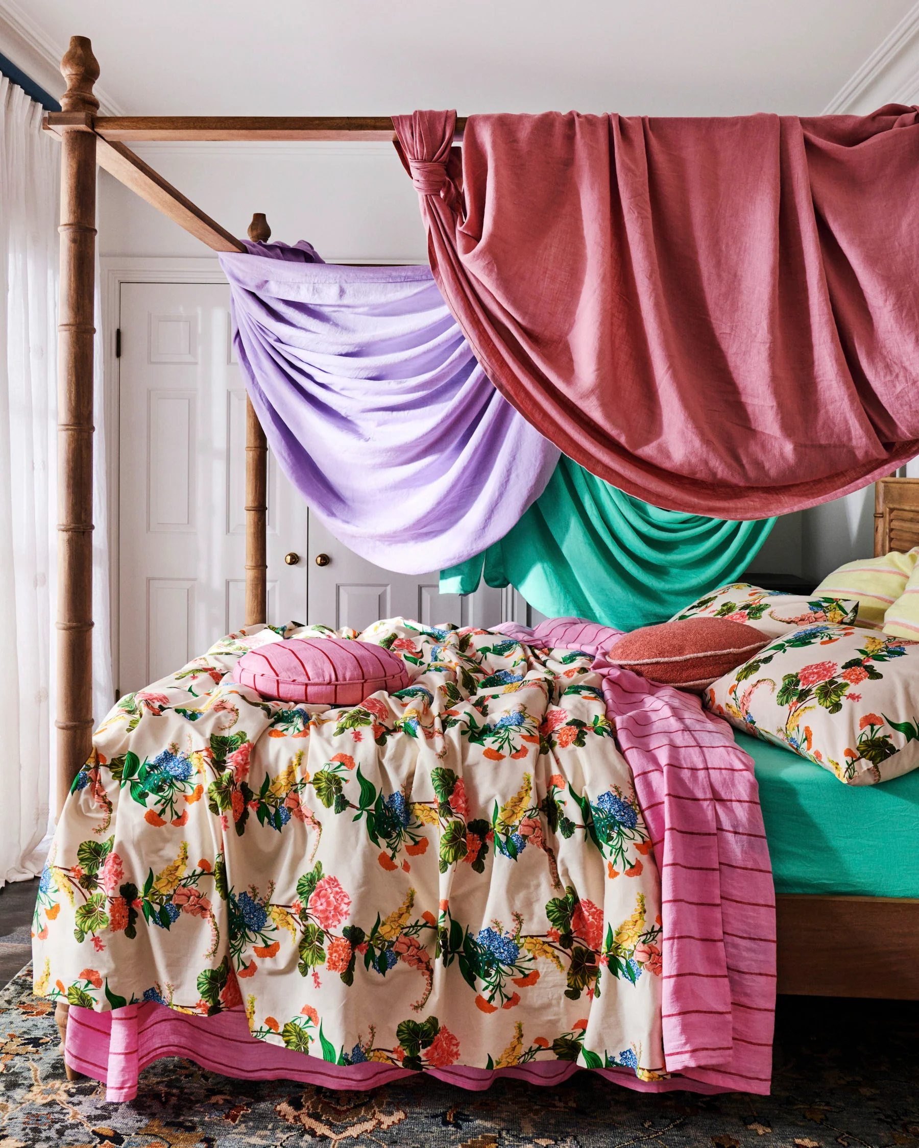 Bouquet Beauty Silk Pillowcase - Image 4