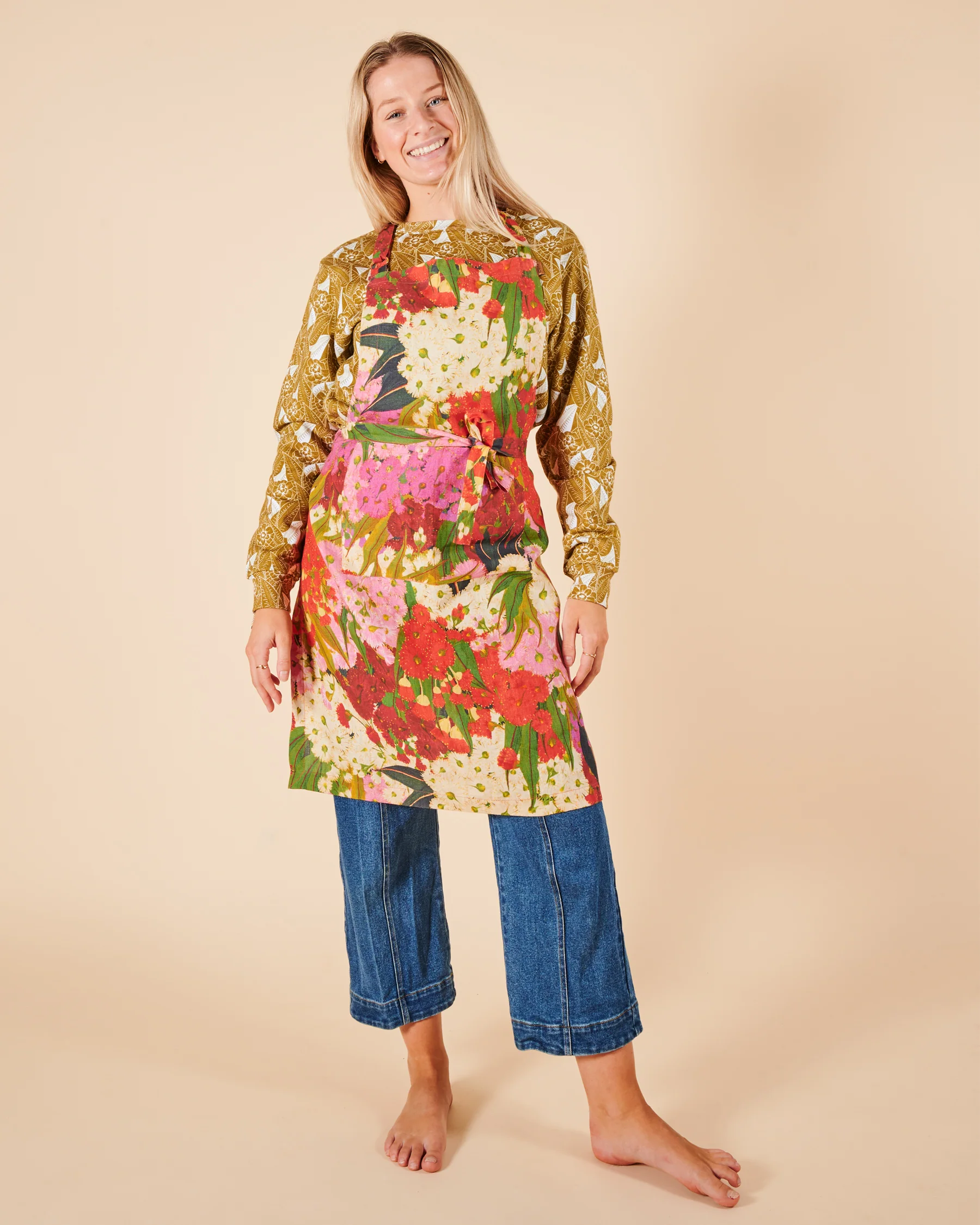 Australian Bush Blossom Apron - Image 7