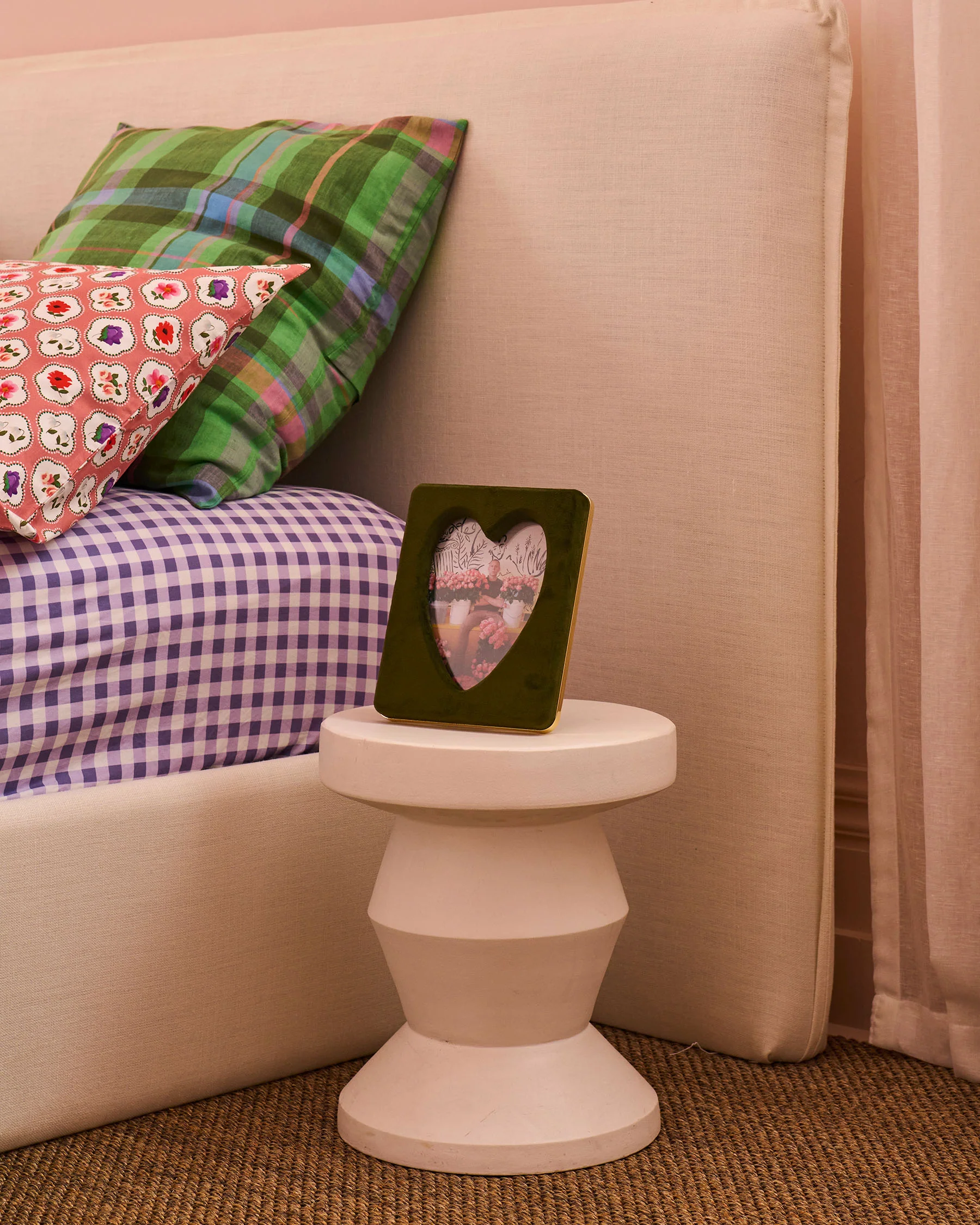 Campsite Heart Velvet Photo Frame - Image 6