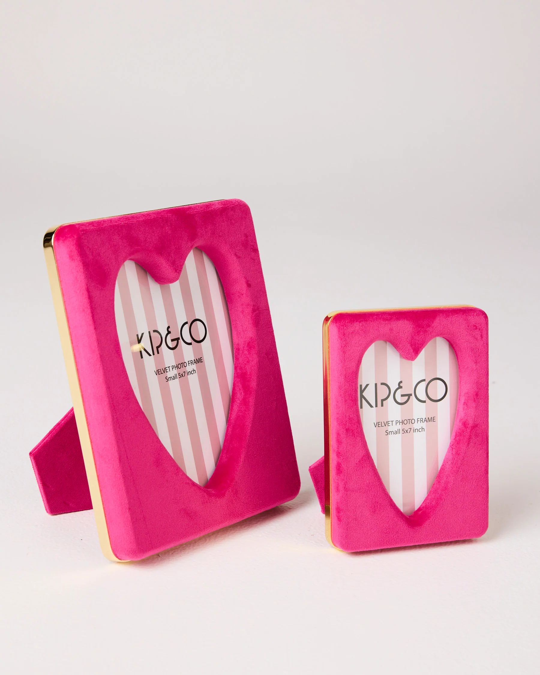 Desert Pink Heart Velvet Photo Frame - Image 4