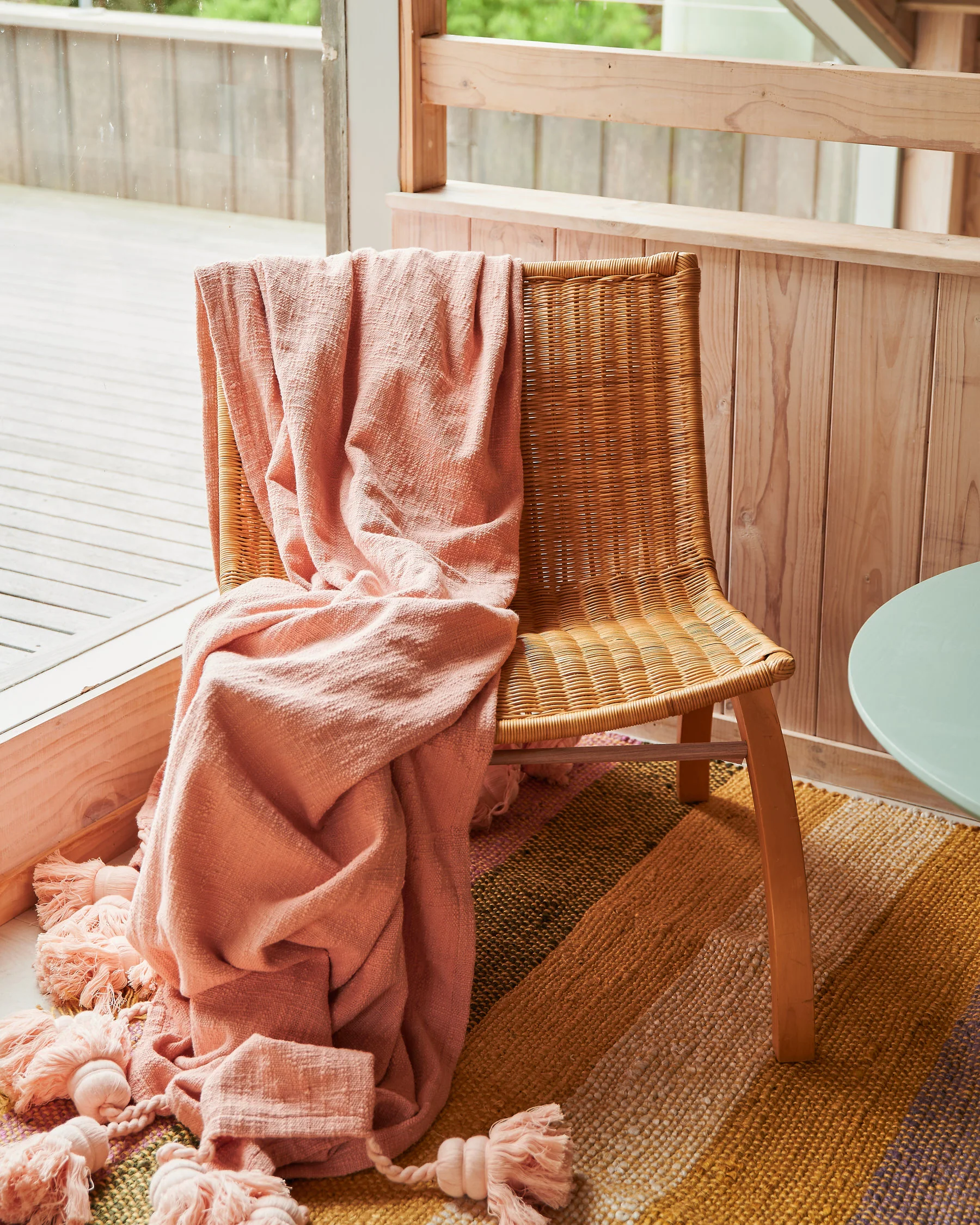 Dusty Pink Tassel Throw - Image 3