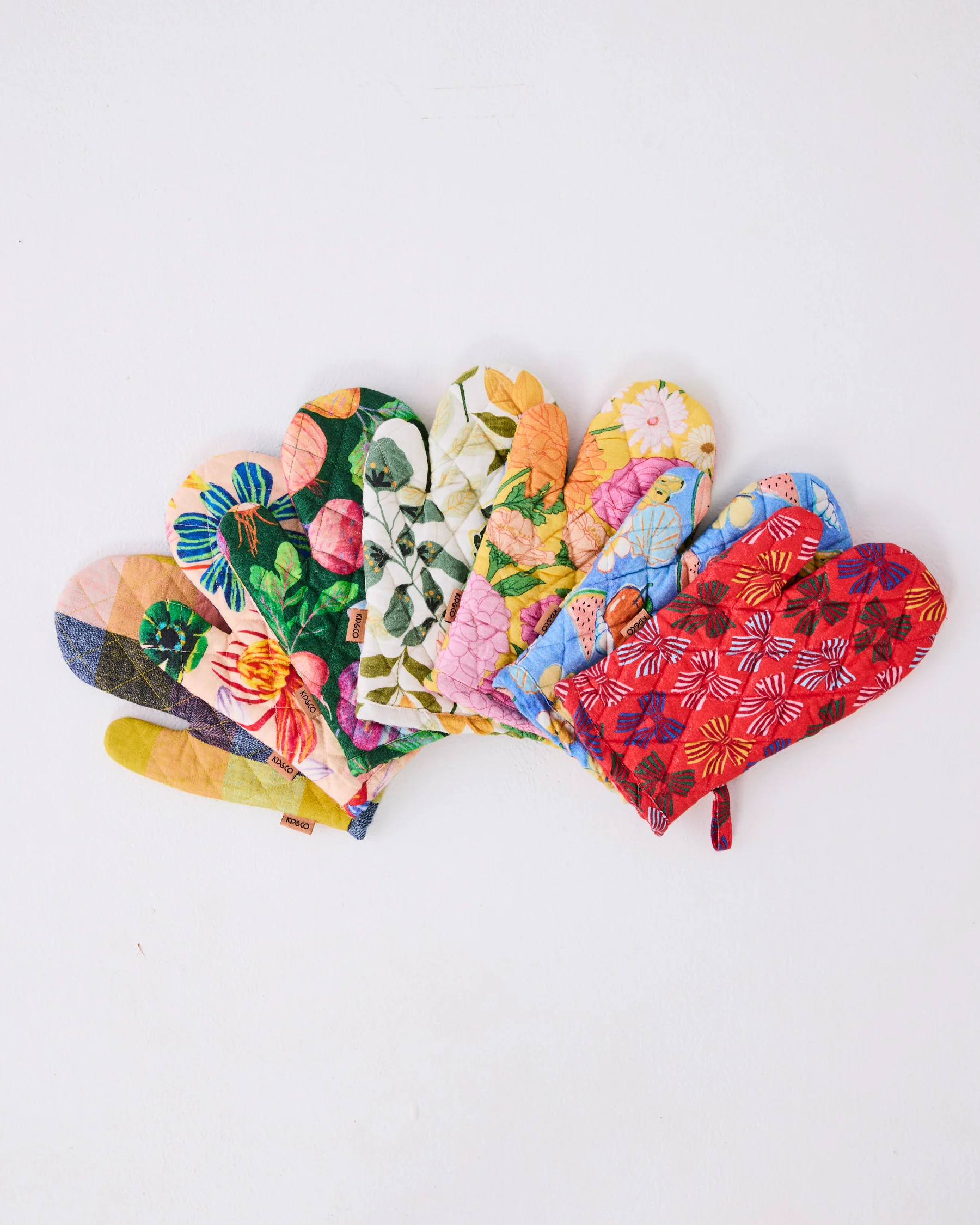 Festive Bow Oven Mitt - Image 6