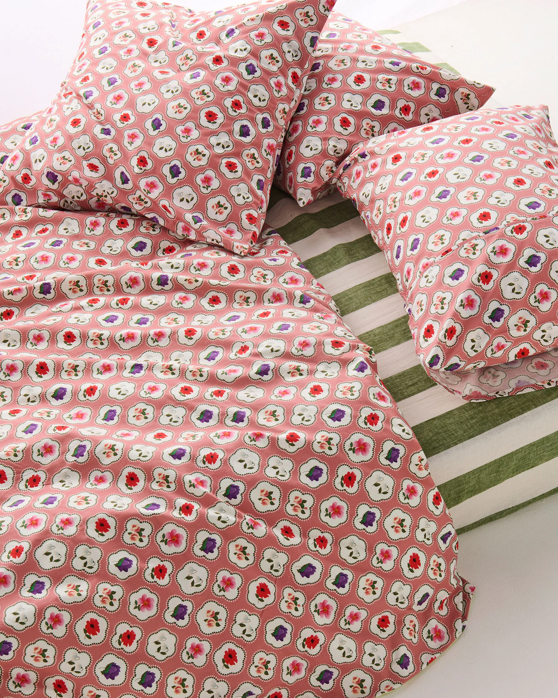 Floral Dreaming Organic Cotton European Pillowcases - Image 2