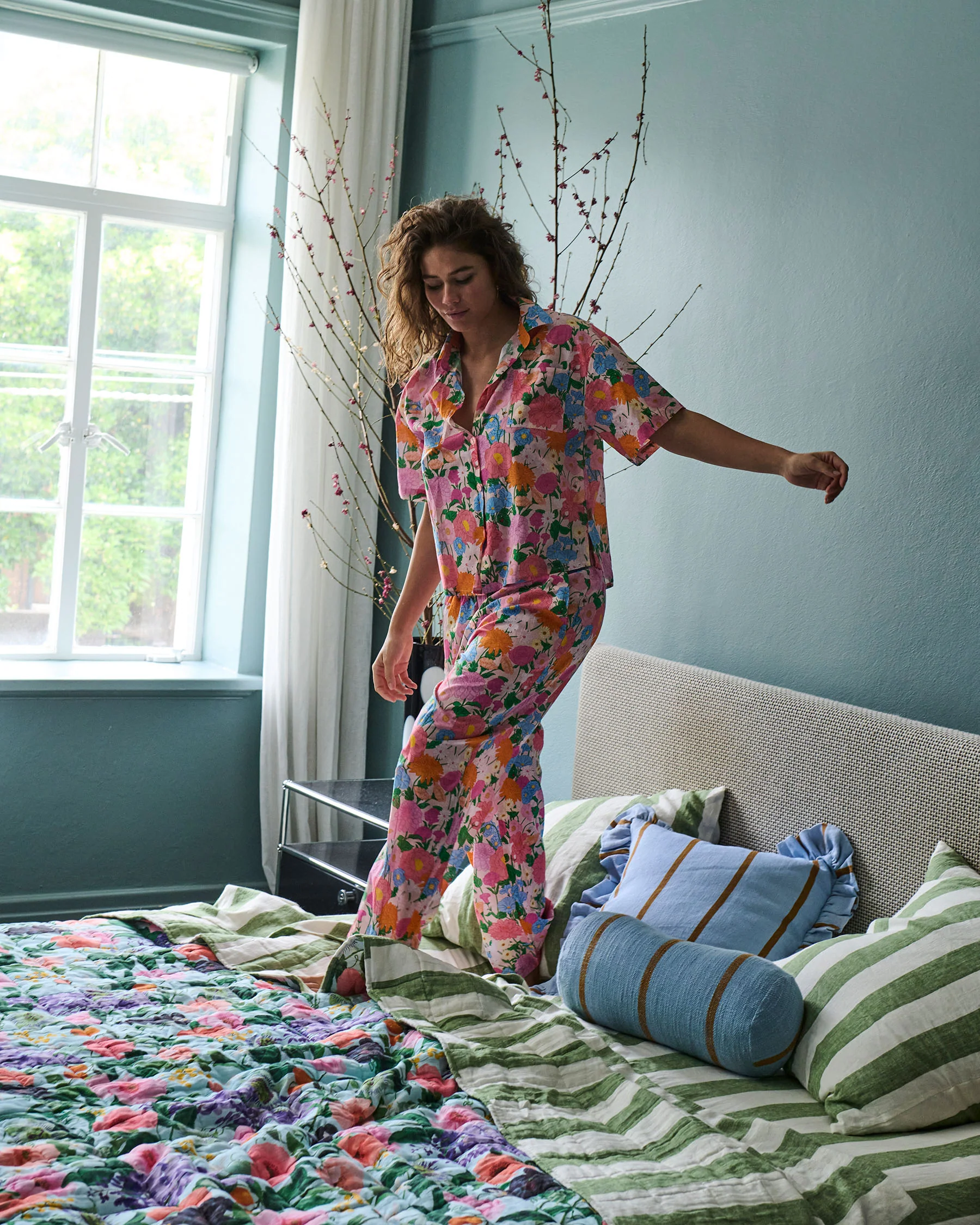 Follow The Sun Adult Organic Cotton Short Sleeve Shirt & Pant Pyjama Set - Image 2