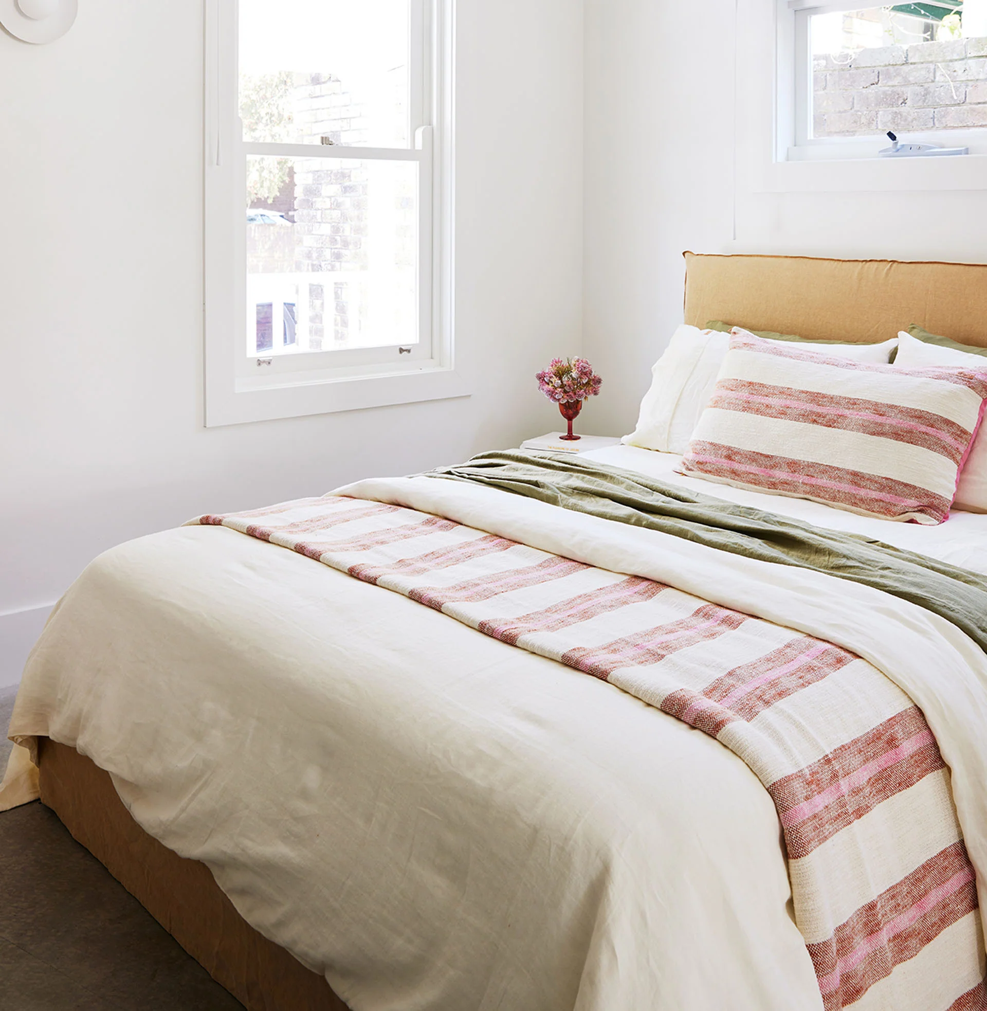 Cloud Dancer Linen Quilt Cover - Image 13