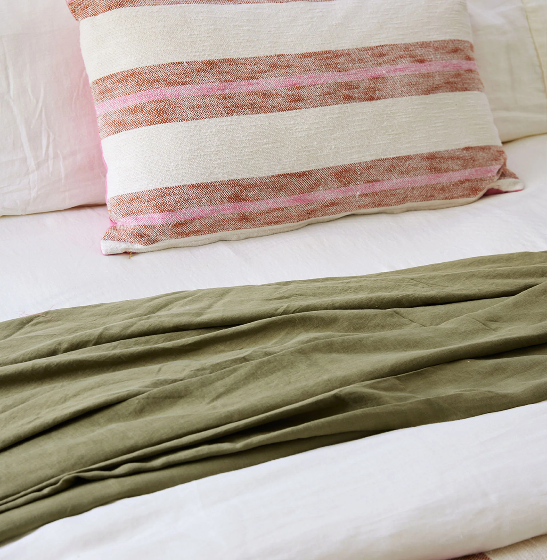 Cloud Dancer Linen Quilt Cover - Image 14