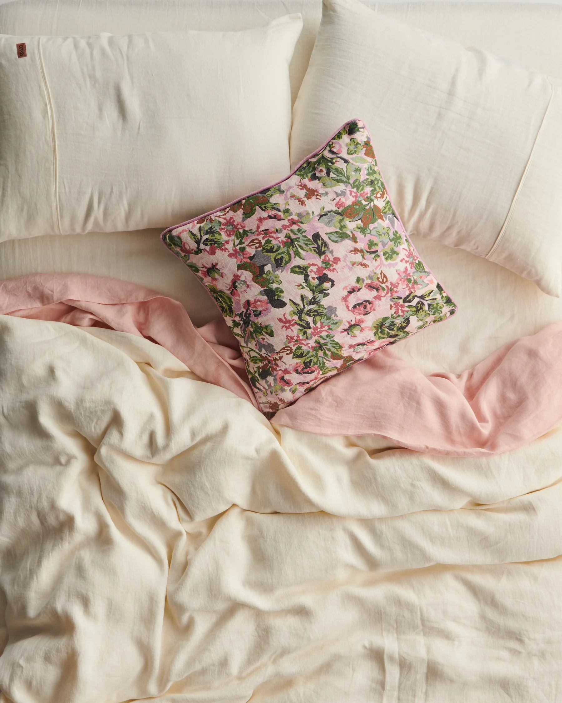 Cloud Dancer Linen Quilt Cover - Image 7