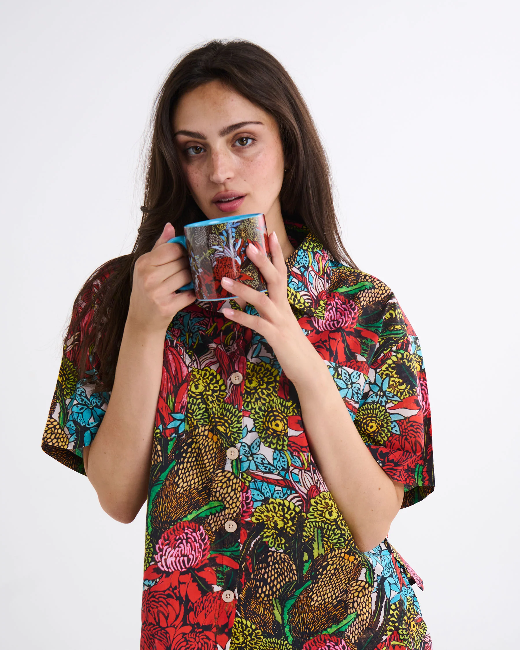 Kip&Co x Margaret Preston Bush Natives Adult Organic Cotton Short Sleeve Shirt & Pant Pyjama Set - Image 4