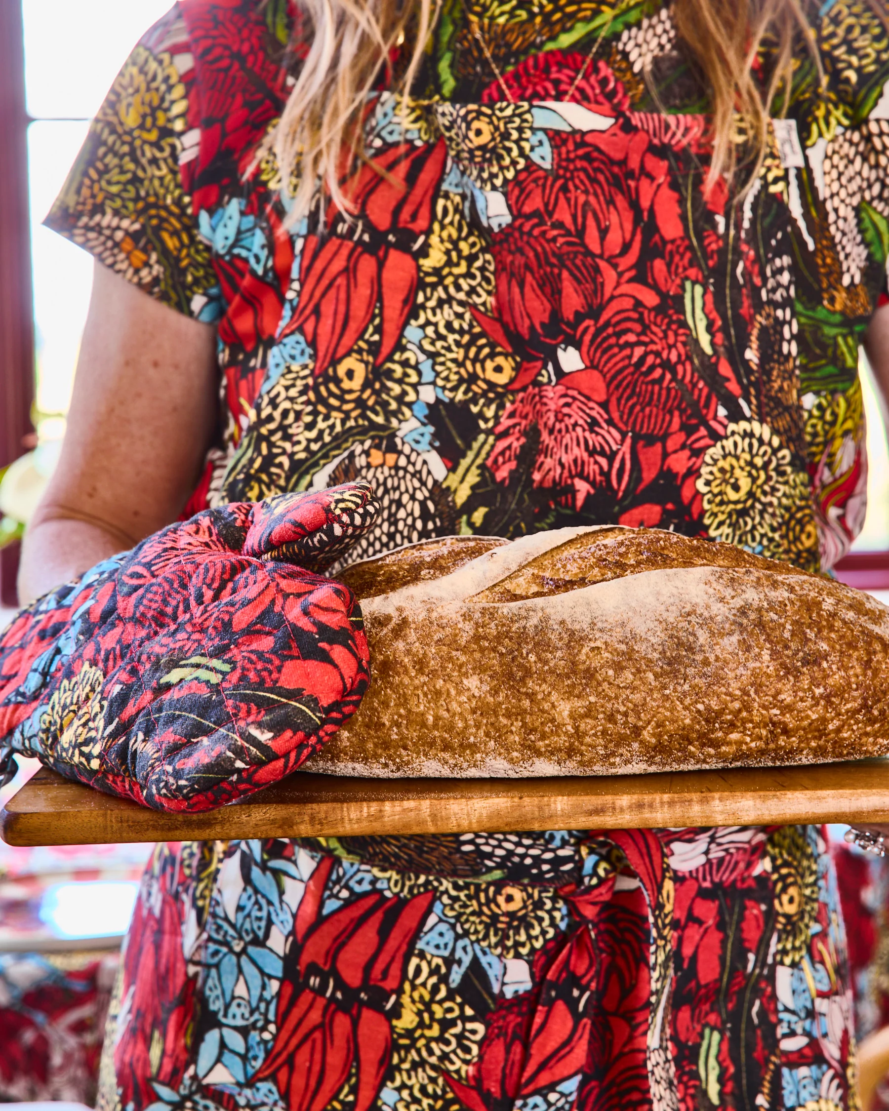Kip&Co x Margaret Preston Bush Natives Apron - Image 2