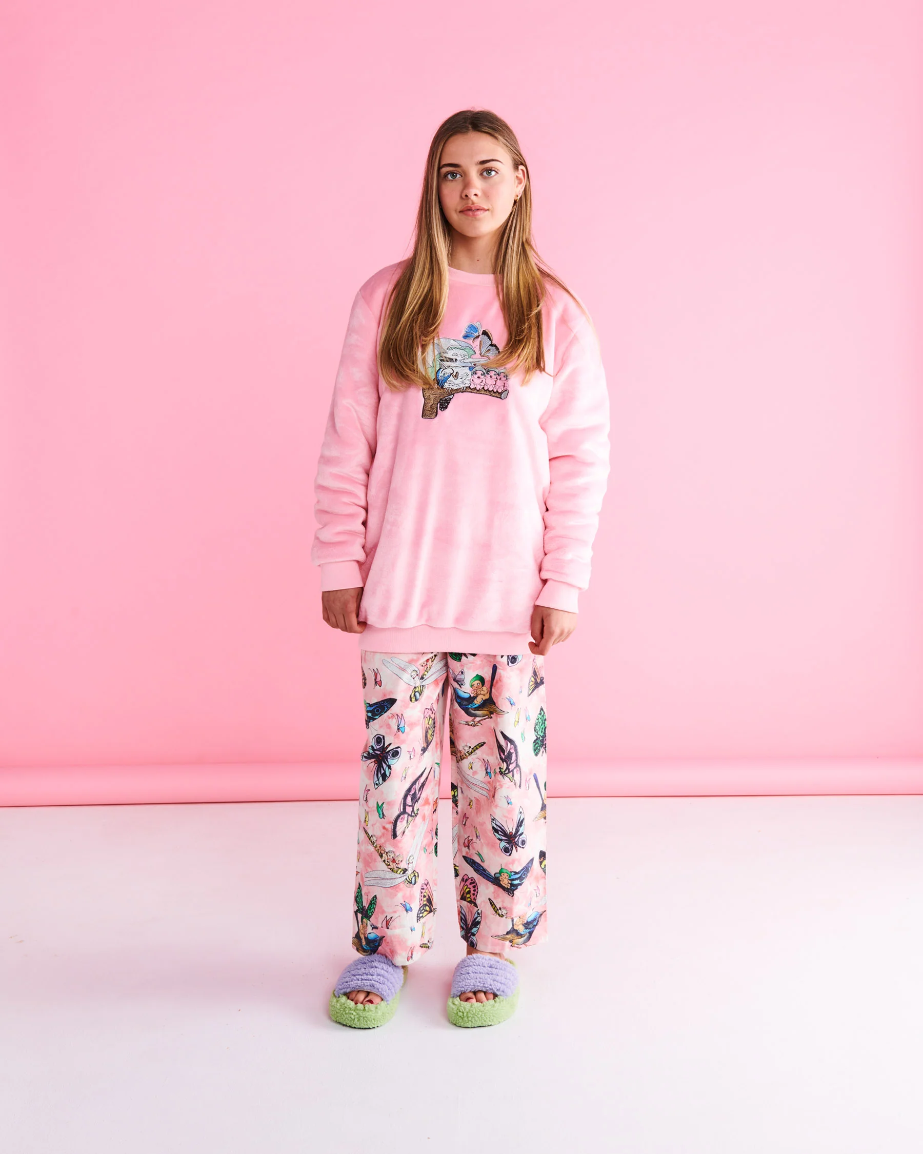 Kip&Co x May Gibbs King Kookaburra Teen Oversized Bedtime Sweater - Image 3
