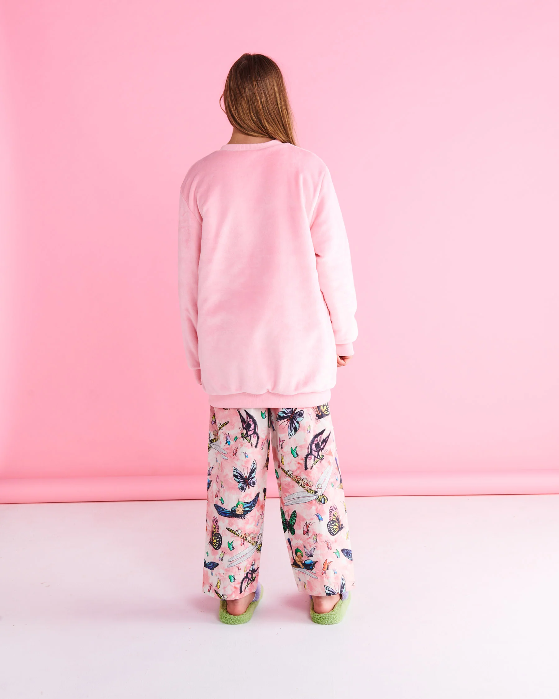 Kip&Co x May Gibbs King Kookaburra Teen Oversized Bedtime Sweater - Image 4