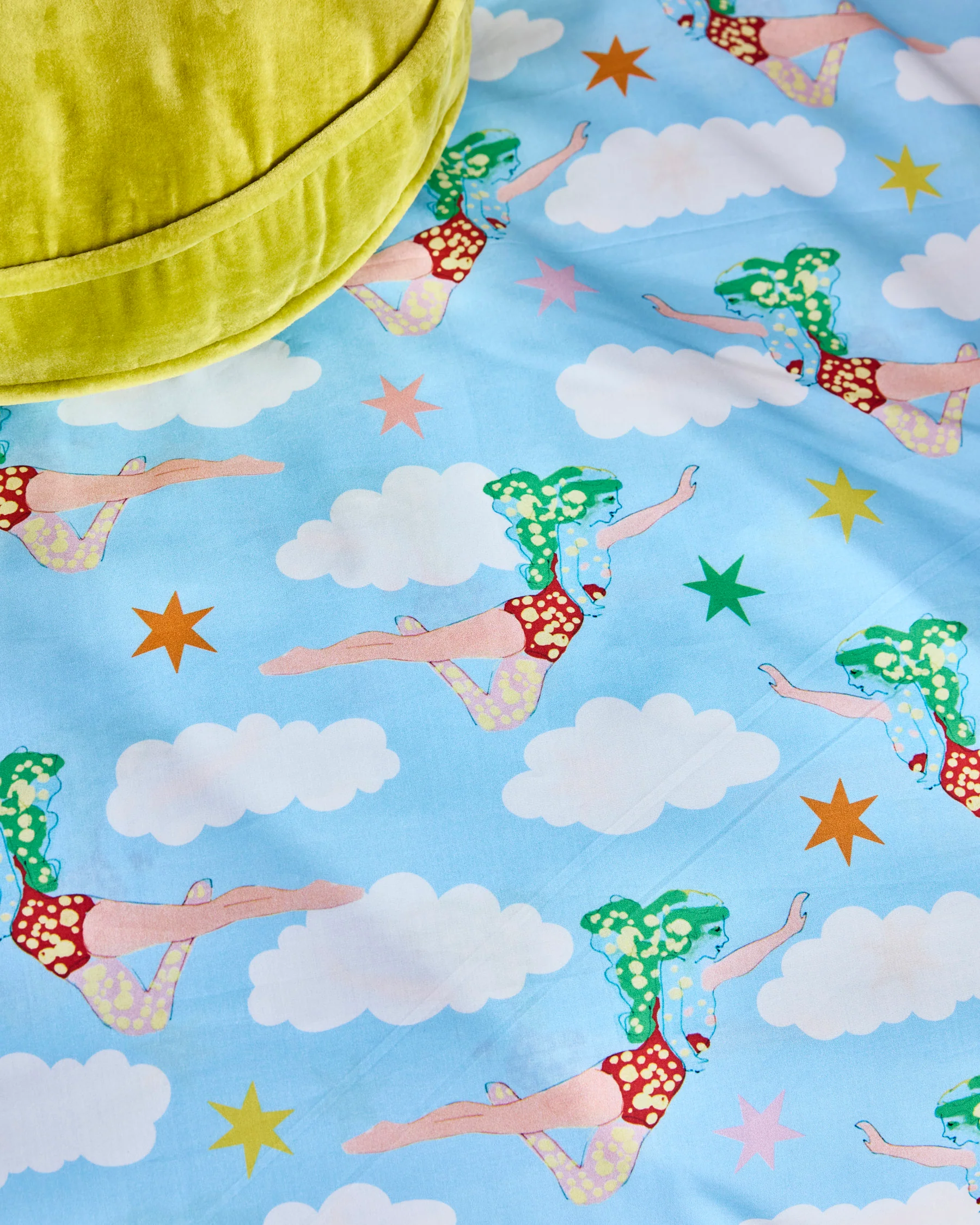 Kip&Co x The Beatles Lucy In The Sky With Diamonds Organic Cotton Pillowcase - Image 6