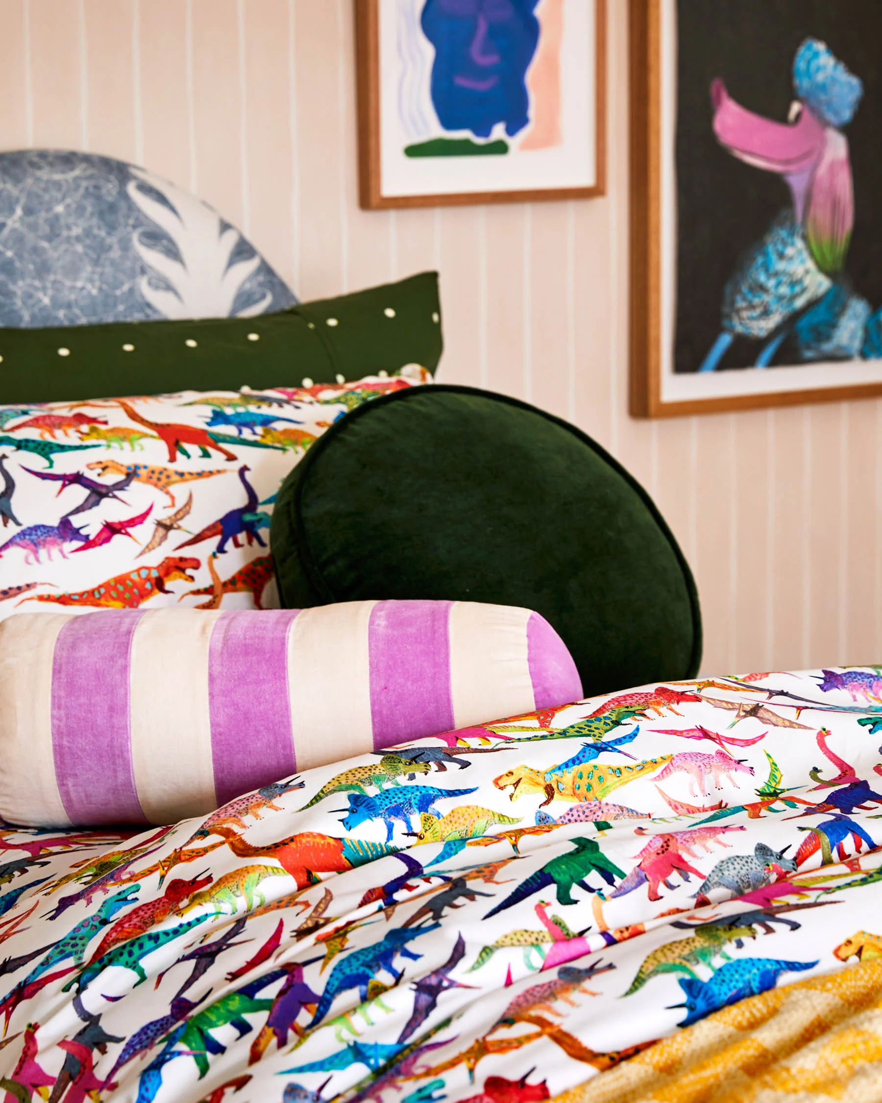 Kombu Green Velvet Pea Cushion - Image 5