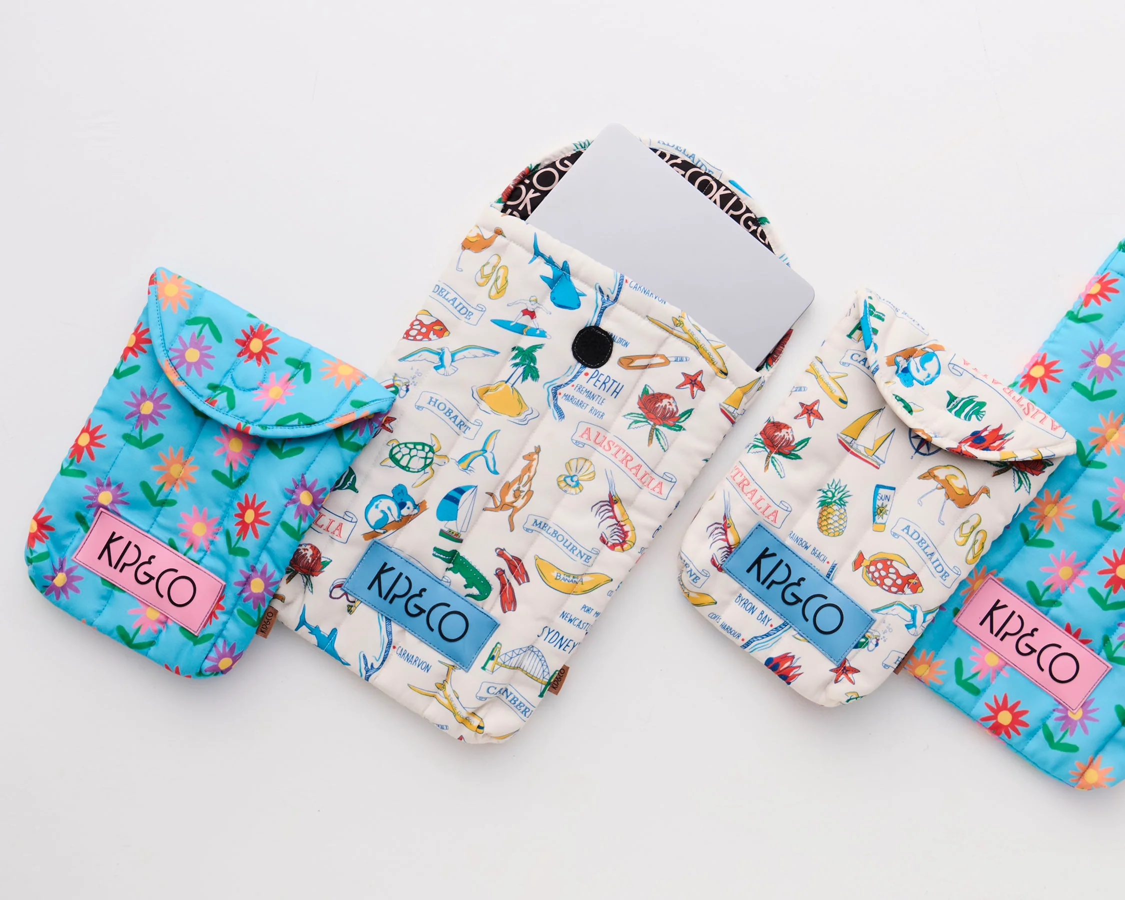 Little Flowers iPad Pouch - Image 4