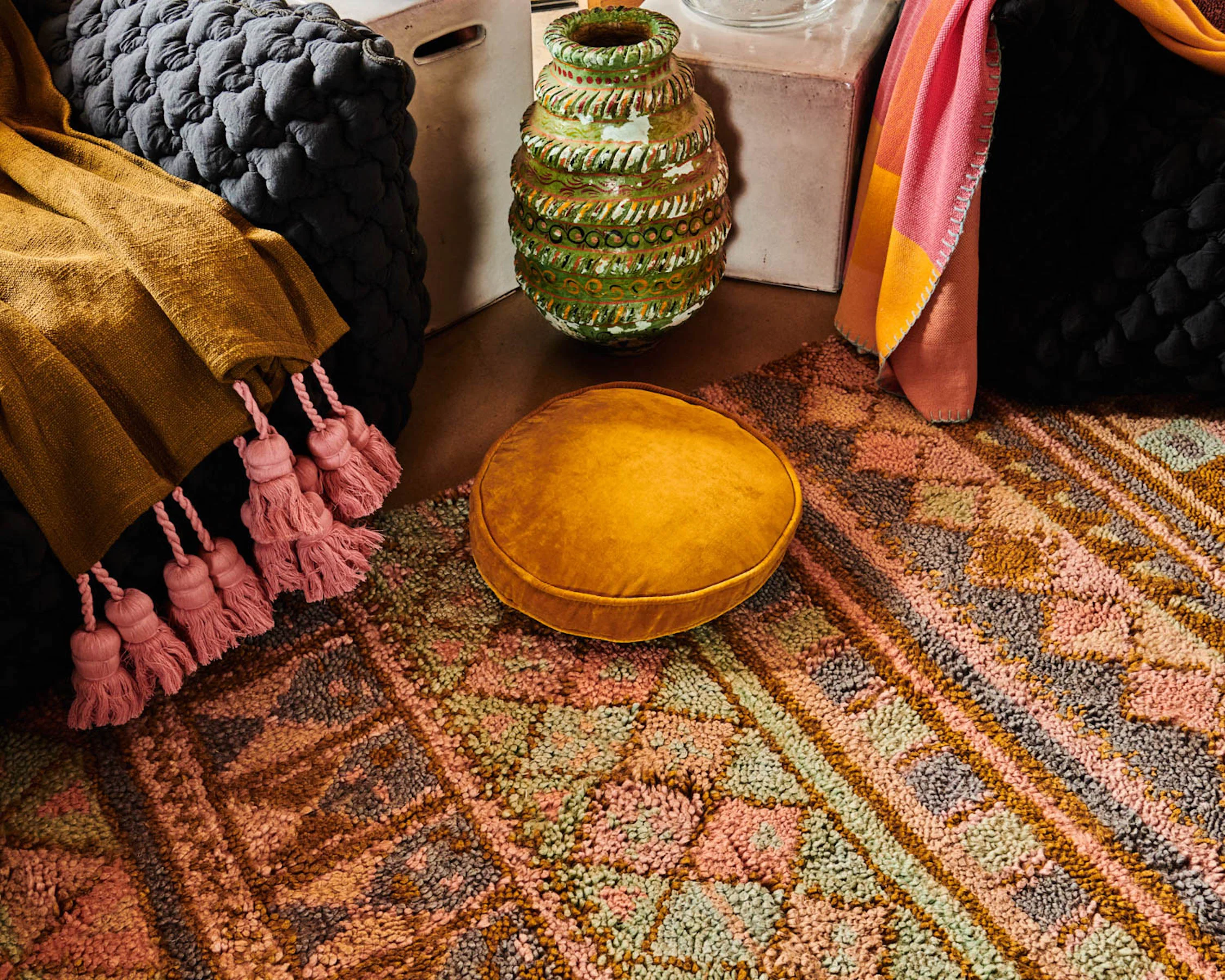 Pecan Velvet Pea Cushion - Image 7