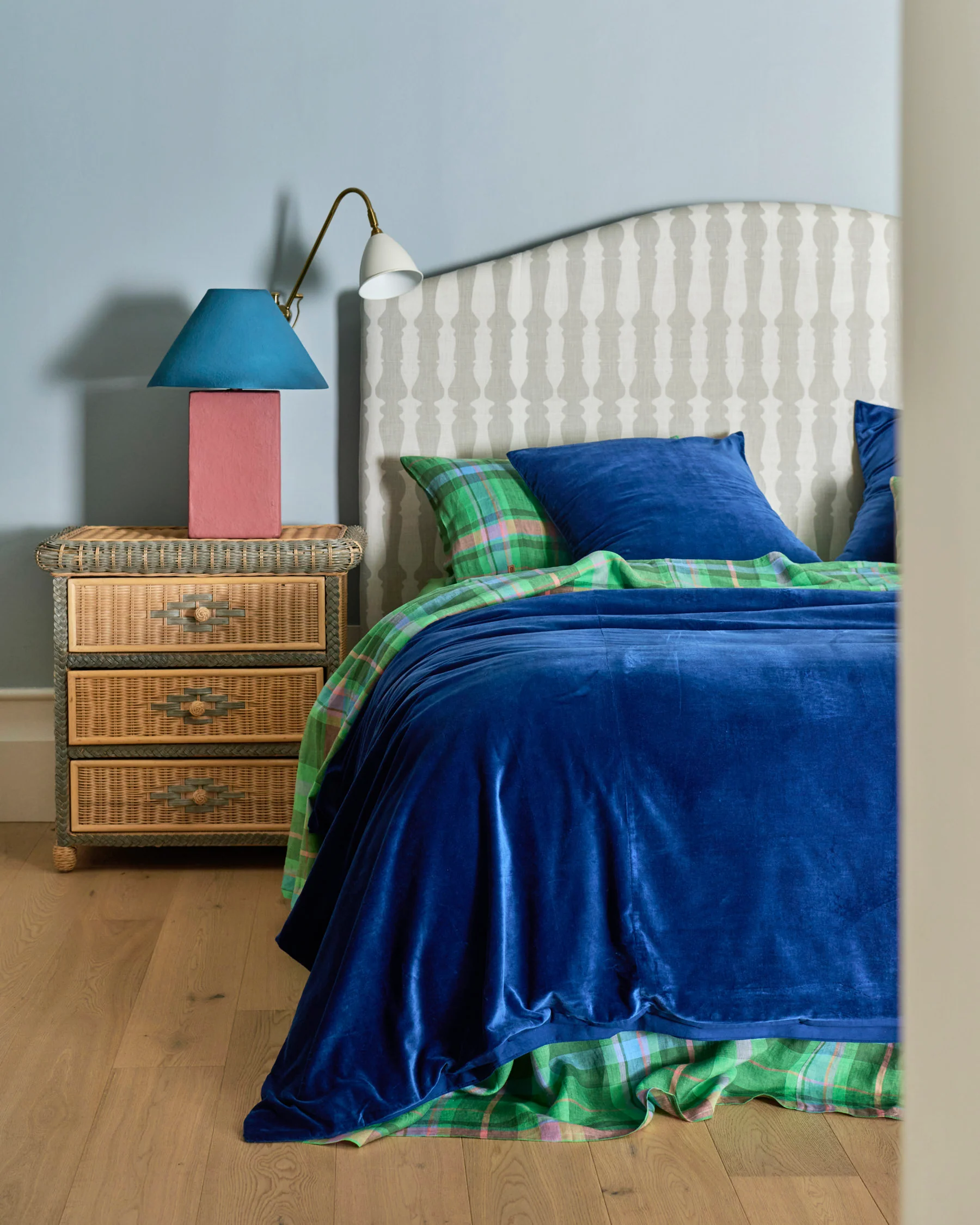 Pinnacle Lamp Shade Turquoise Sea - Image 5