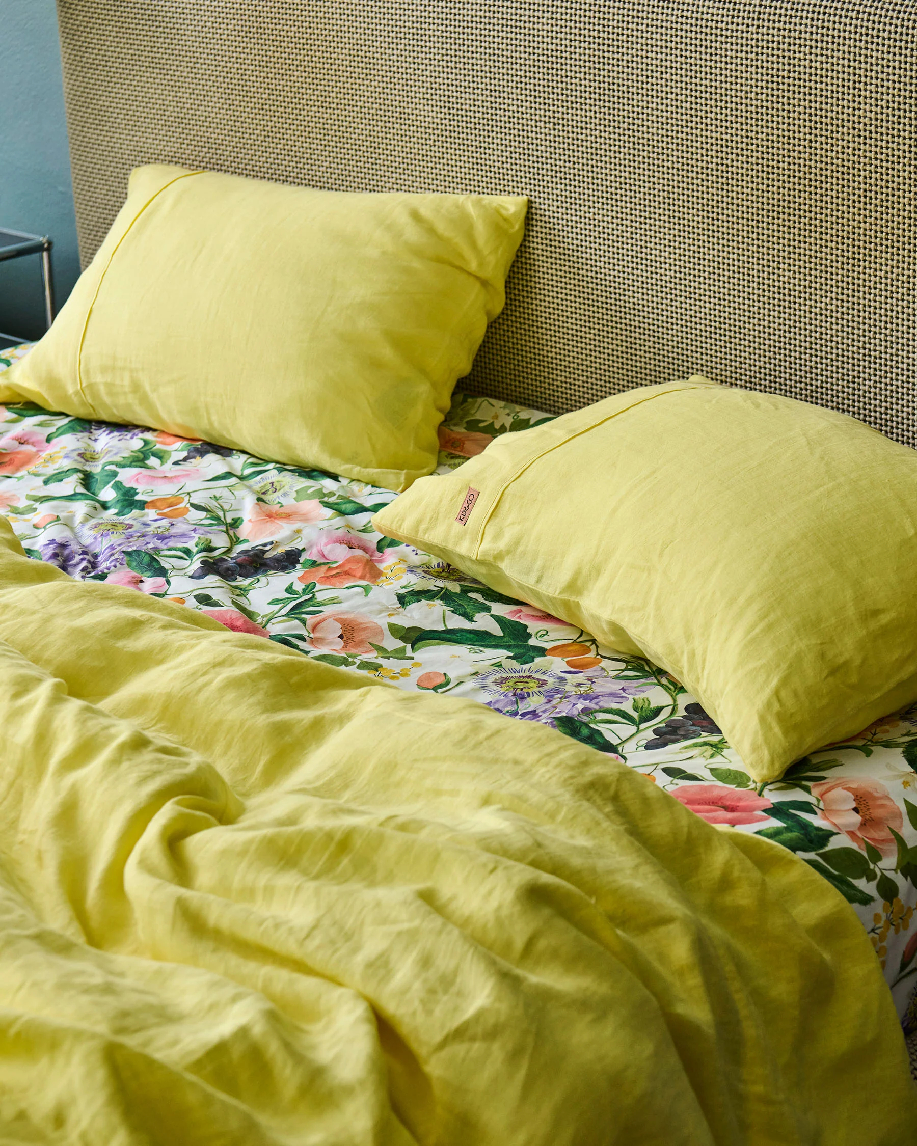 Spring In The Air Organic Cotton Fitted Sheet (US) - Image 2
