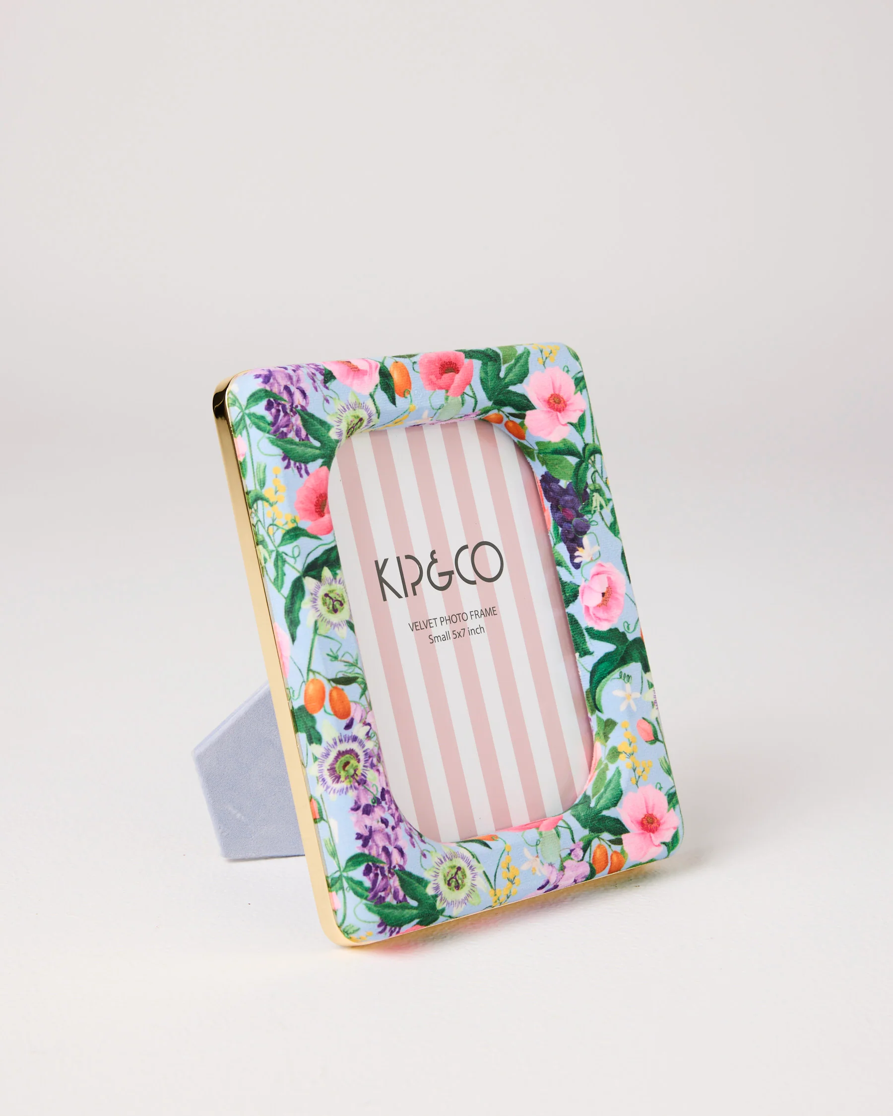 Spring In The Air Oval Velvet Photo Frame - Image 4