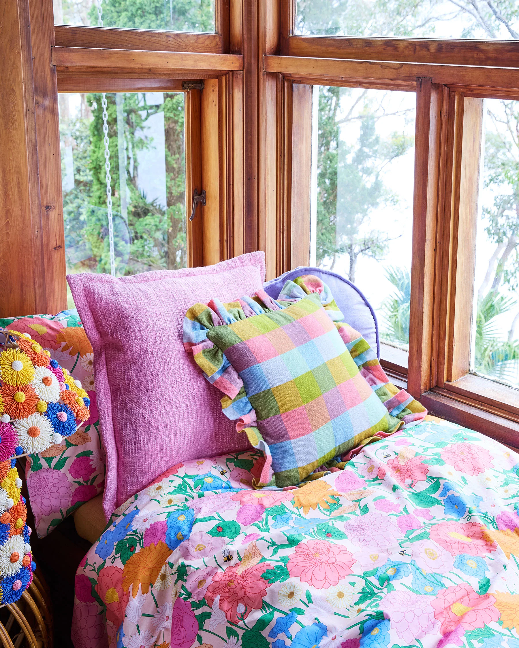 Sunset Delight Woven Cushion - Image 4