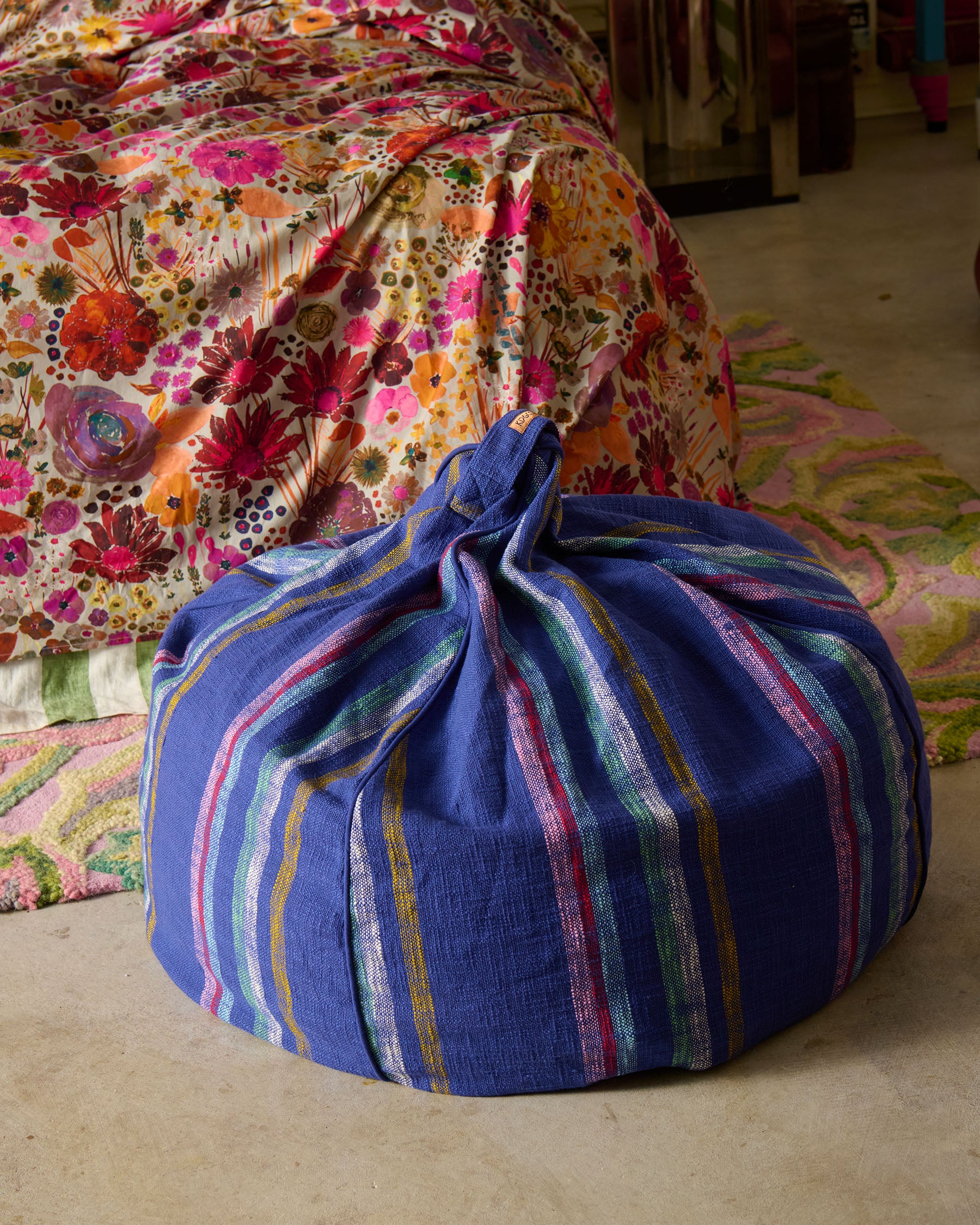 Tangier Days Woven Beanbag - Image 5