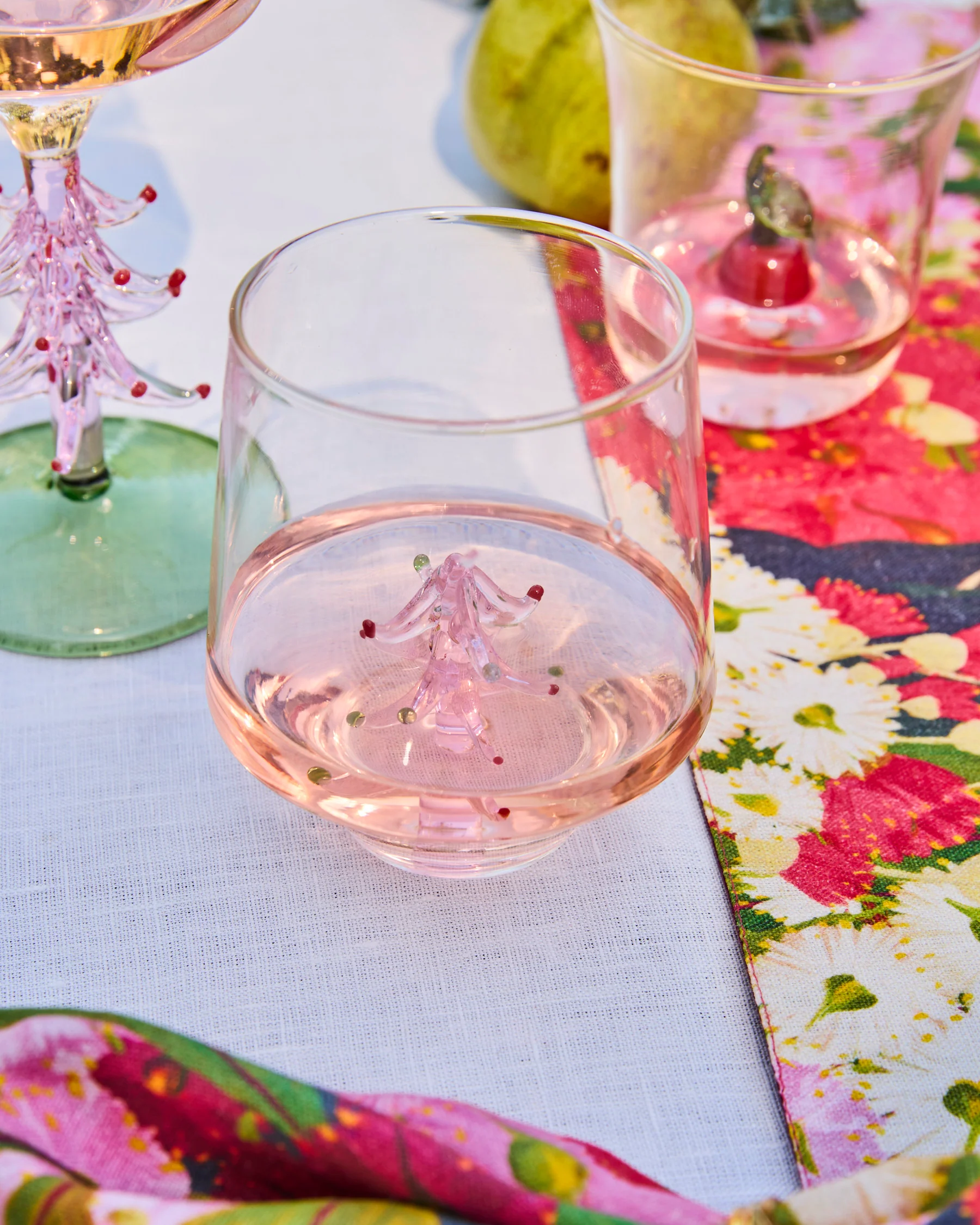 Tickled Pink Christmas Tumbler Glass 2P Set - Image 3