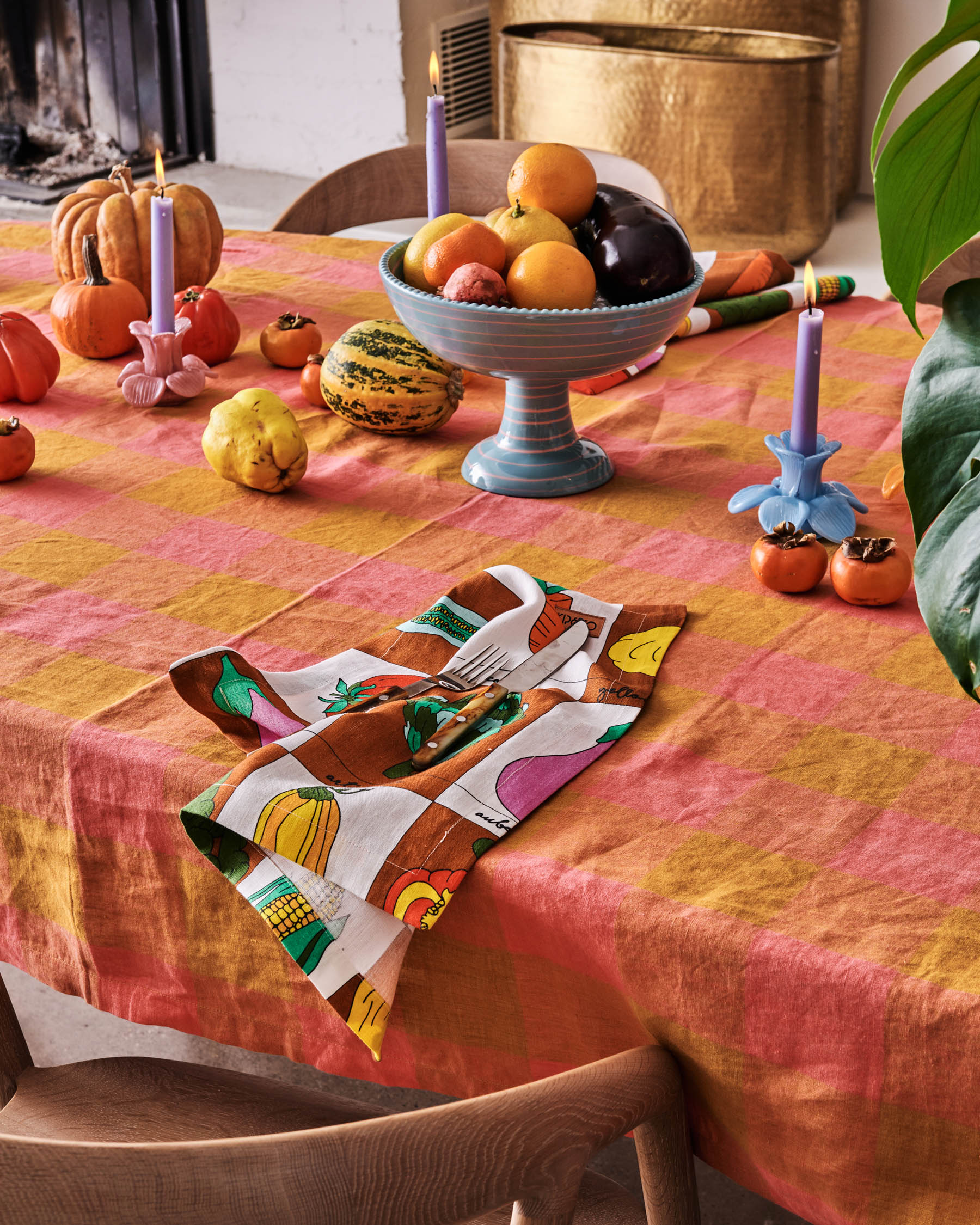 Toasted Marshmallow Linen Tablecloth - Image 3