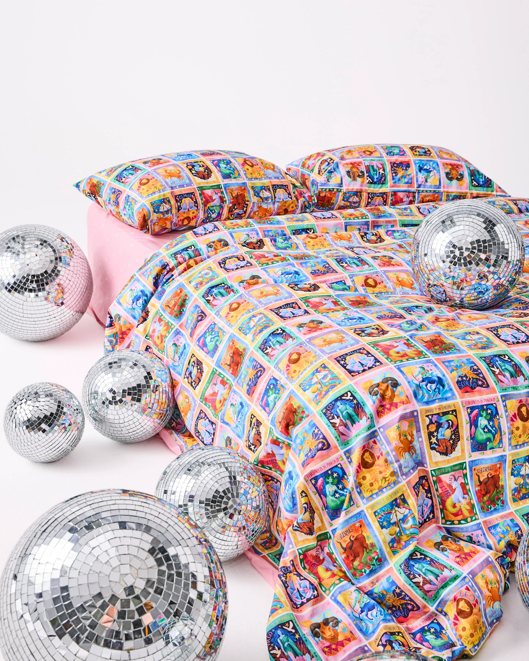 Zodiac Organic Cotton Quilt Cover - Image 3